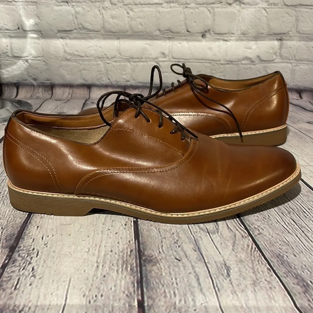 Steve Madden Norwich Lace up oxfords in British Tan Sz 10.5M